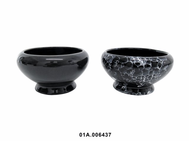 Jardinera con pie en acabados negros 15 cm · cerámica