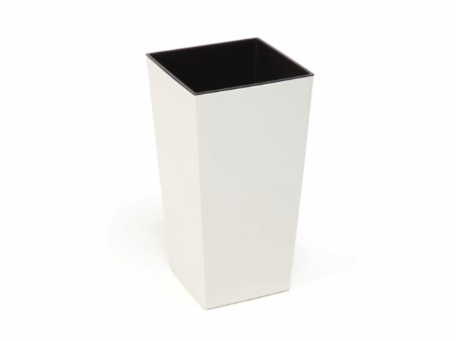 Maceta "SHINNY" color crema 30 × 30 × 57 cm · plástico