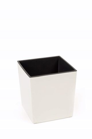 Maceta "SHINNY" color crema 30 × 30 × 31 cm · plástico