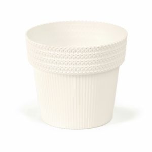 Maceta "POLA JUMPER" color crema 20 cm · plástico