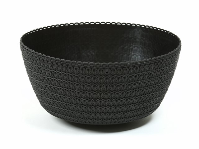 Maceta "MISA JERSEY" color negro 24 × 24 × 13 cm · plástico