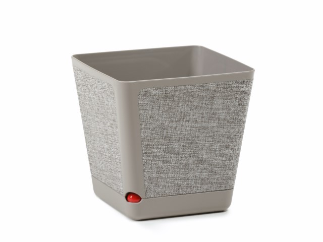 Maceta "KORA TEXTIL" color taupe 18 × 18 cm · plástico