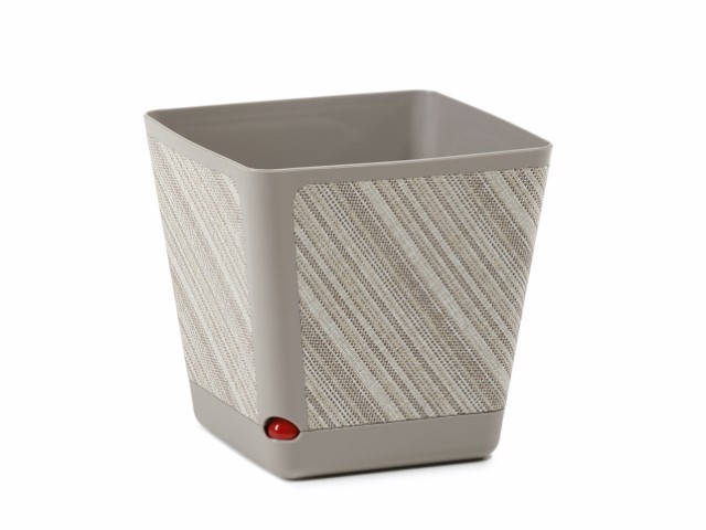 Maceta "KORA TEXTIL" color taupe 18 × 18 cm · plástico