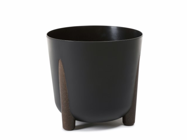 Maceta con pies "FRIDA ECO RECICLADO" color negro 26 cm · plástico